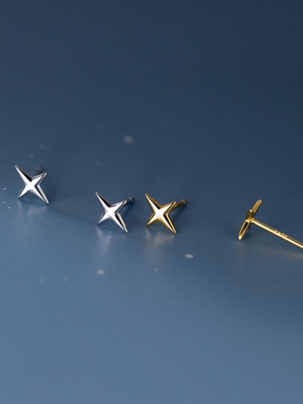NWT Sterling Silver Star Earrings Minimal Classic Jewelry Present Sister Daughte